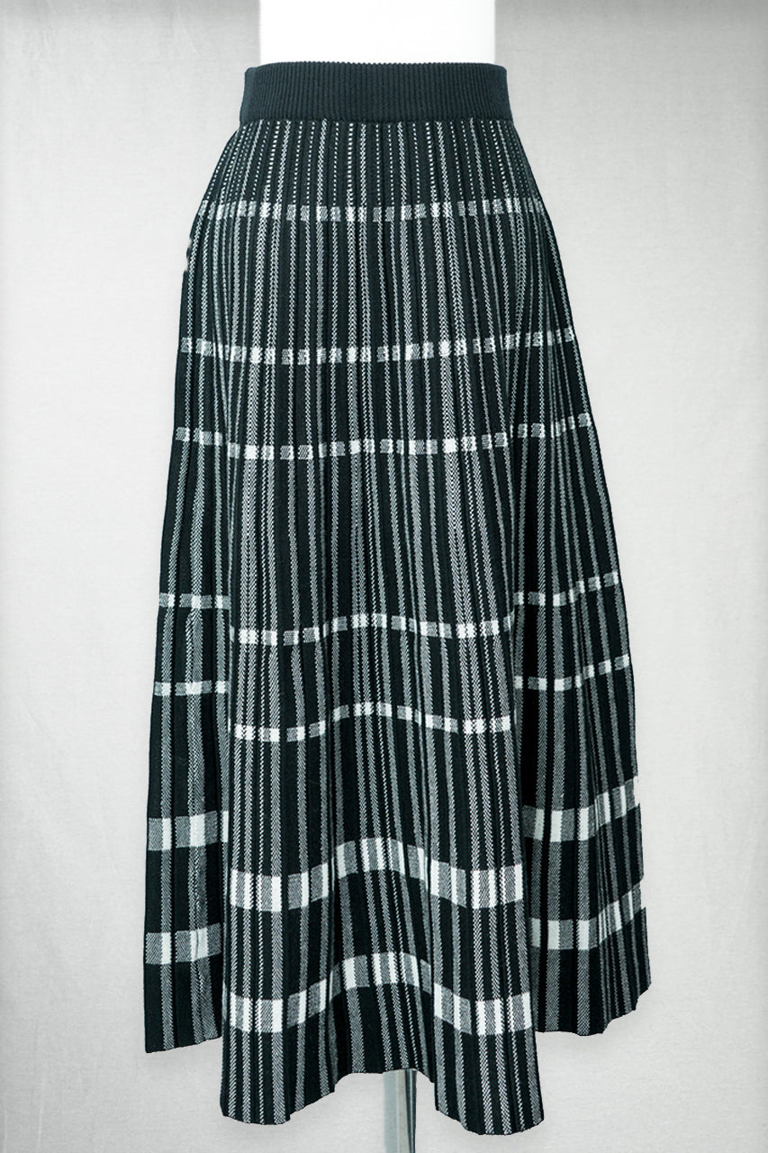 ニットプリーツ風ロングスカート（Knit pleats style long skirt）
